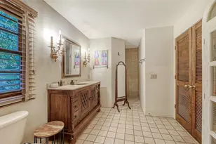 922 Indian Beach Dr, Sarasota, FL 34234 - Photo 28