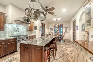 922 Indian Beach Dr, Sarasota, FL 34234 - Photo 10