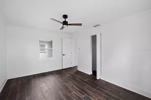 8301 Riverside Dr NE, Saint Petersburg, FL 33702 - Photo 16