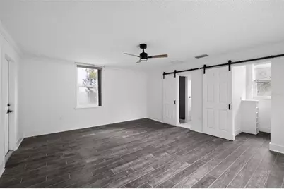 8301 Riverside Drive NE, Saint Petersburg, FL 33702 - Photo 20