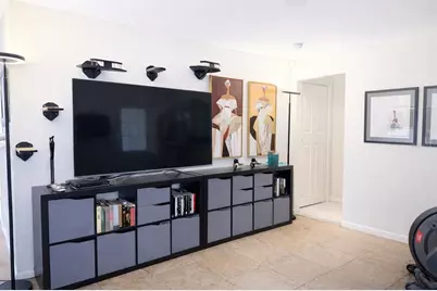 5047 Vinson Way, Sarasota, FL 34232 - Photo 4