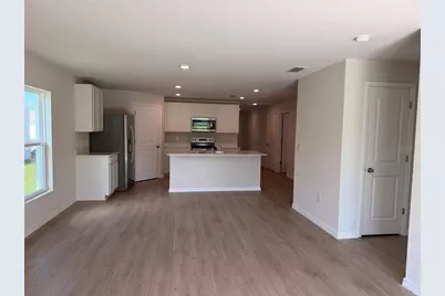 11010 44th Avenue E, Palmetto, FL 34221 - Photo 2