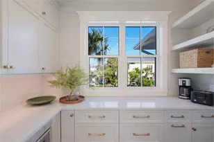 215 Sycamore Ave, Anna Maria, FL 34216 - Photo 24