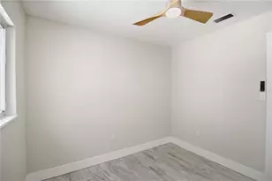 2816 Michigan St, Sarasota, FL 34237 - Photo 20