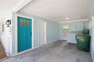 2816 Michigan St, Sarasota, FL 34237 - Photo 4