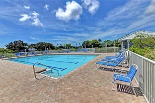 972 Sandpiper Cir, Bradenton, FL 34209 - Photo 50