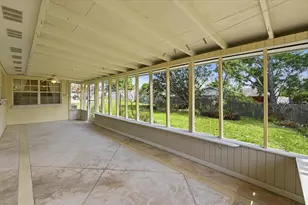 1911 Michelle Ln, Lakeland, FL 33813 - Photo 38