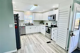 3170 Running Deer Dr, North Fort Myers, FL 33917 - Photo 8