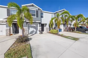 8685 Daydream St, Sarasota, FL 34238 - Photo 2