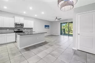 8685 Daydream St, Sarasota, FL 34238 - Photo 8