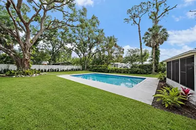 2503 53rd Avenue W, Bradenton, FL 34207 - Photo 4