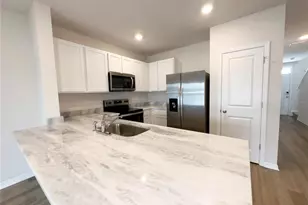 17452 Haysack Ter, Lakewood Ranch, FL 34211 - Photo 8