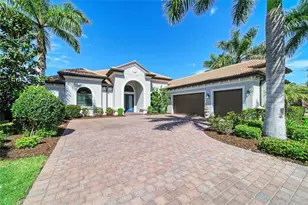 352 Maraviya Blvd, Nokomis, FL 34275 - Photo 8
