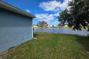 2319 Lily Pad Ln, Kissimmee, FL 34743 - Photo 4