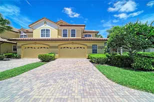 8432 Miramar Way, Lakewood Ranch, FL 34202 - Photo 4