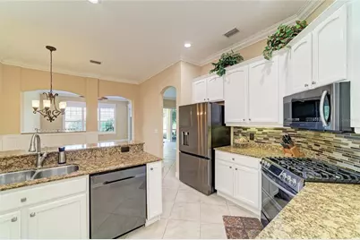 8432 Miramar Way, Lakewood Ranch, FL 34202 - Photo 16