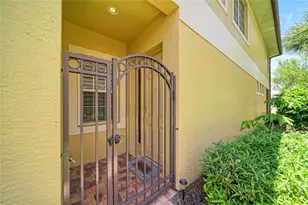 8432 Miramar Way, Lakewood Ranch, FL 34202 - Photo 4