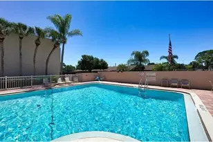 2782 Woodgate Ln, Sarasota, FL 34231 - Photo 16