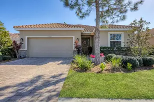 5333 Charlie Brown Ln, Sarasota, FL 34233 - Photo 1
