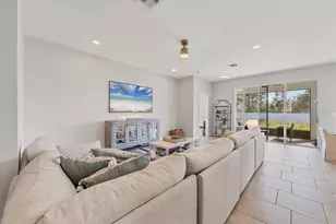 5333 Charlie Brown Ln, Sarasota, FL 34233 - Photo 6