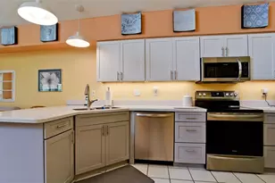 11223 Sanctuary Dr, Bradenton, FL 34209 - Photo 10