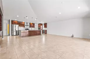 3454 Yonge Ave, Sarasota, FL 34235 - Photo 10