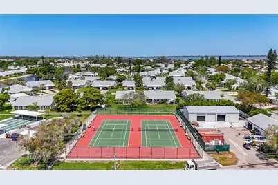 4523 W Independence Drive, Bradenton, FL 34210 - Photo 32