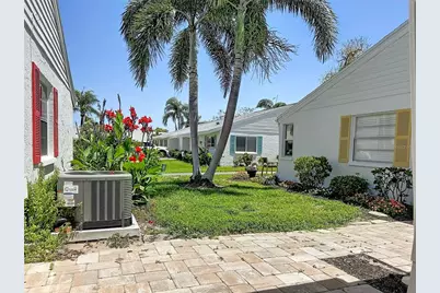 4523 W Independence Drive, Bradenton, FL 34210 - Photo 6