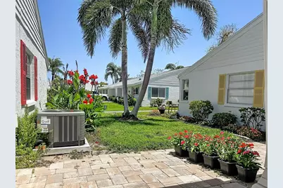 4523 W Independence Drive W, Bradenton, FL 34210 - Photo 6