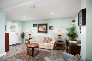 519 51st St W, Bradenton, FL 34209 - Photo 16