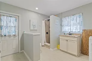 109 Arlington Ct NE, Port Charlotte, FL 33952 - Photo 16