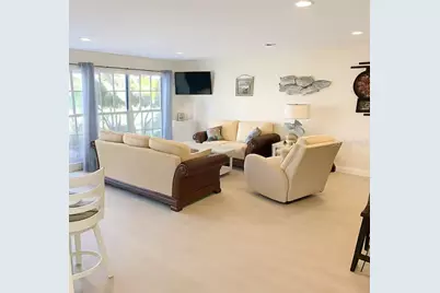 109 Arlington Court NE, Port Charlotte, FL 33952 - Photo 2