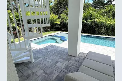 1647 Siesta Drive, Sarasota, FL 34239 - Photo 12