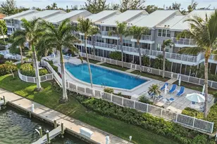 615 Dream Island Pl, Longboat Key, FL 34228 - Photo 2