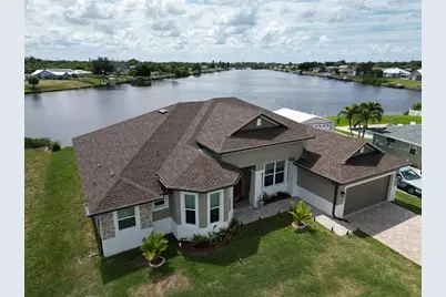 729 Crestview Circle NW, Port Charlotte, FL 33948 - Photo 32