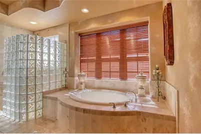 110 Portofino Drive, North Venice, FL 34275 - Photo 30