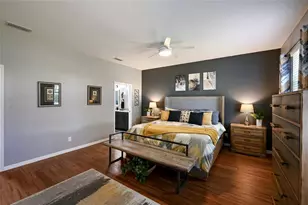 6702 41st St Cir E, Sarasota, FL 34243 - Photo 16