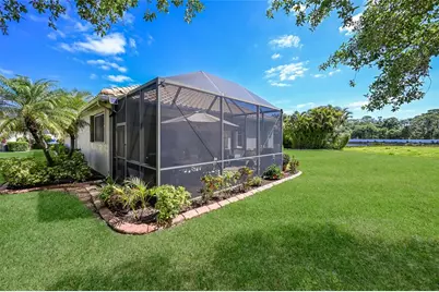 6702 41st Street Circle E, Sarasota, FL 34243 - Photo 38