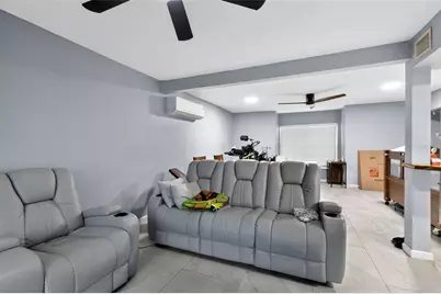 7614 Palmbrook Drive, Tampa, FL 33615 - Photo 8