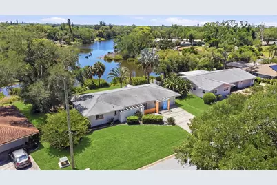 2940 Bougainvillea Street, Sarasota, FL 34239 - Photo 4