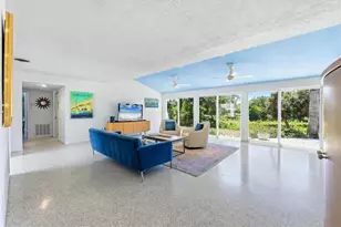 2940 Bougainvillea St, Sarasota, FL 34239 - Photo 4