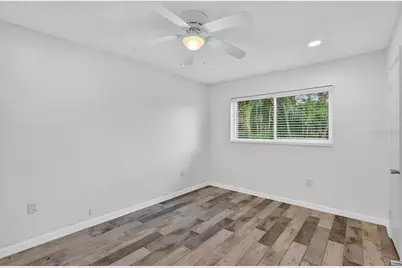 1884 Southpointe Drive, Sarasota, FL 34231 - Photo 20