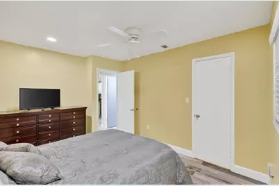 1884 Southpointe Drive, Sarasota, FL 34231 - Photo 58