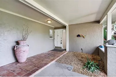 1884 Southpointe Drive, Sarasota, FL 34231 - Photo 4