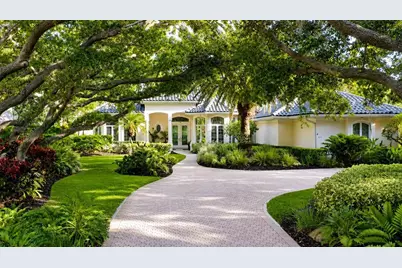 402 Macewen Drive, Osprey, FL 34229 - Photo 2
