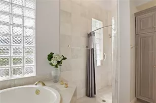 402 Macewen Dr, Osprey, FL 34229 - Photo 36