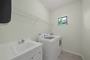 215 Cassano Dr, Nokomis, FL 34275 - Photo 38