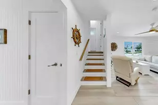 8096 Glenbrooke Ln, Sarasota, FL 34243 - Photo 26