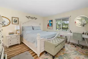3910 Joyce Dr, Bradenton, FL 34208 - Photo 16
