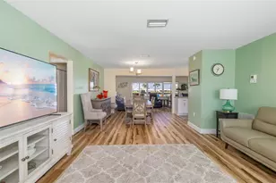 3910 Joyce Dr, Bradenton, FL 34208 - Photo 12